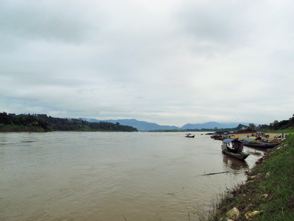 first look at Mekong - Thailand on one bank, Laos on the other