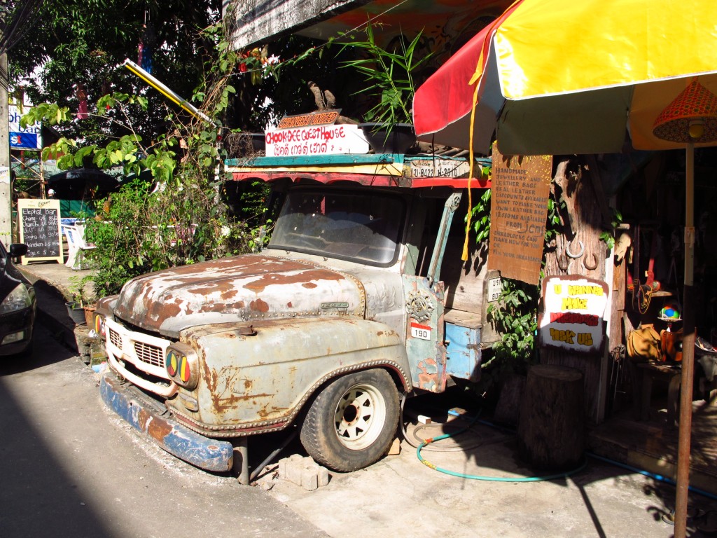 We spent one night at the Chok Dee guesthouse - sleepless night, courtesy of bed bugs